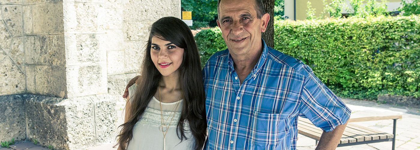 Portrait de Malak Suomi et de sa fille Mariam.